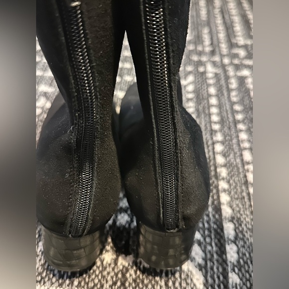 RON WHITE Odelia Water Resistant Bootie Faux Suede Block Ankle Boots 9.5US EUR40 - Picture 9 of 16